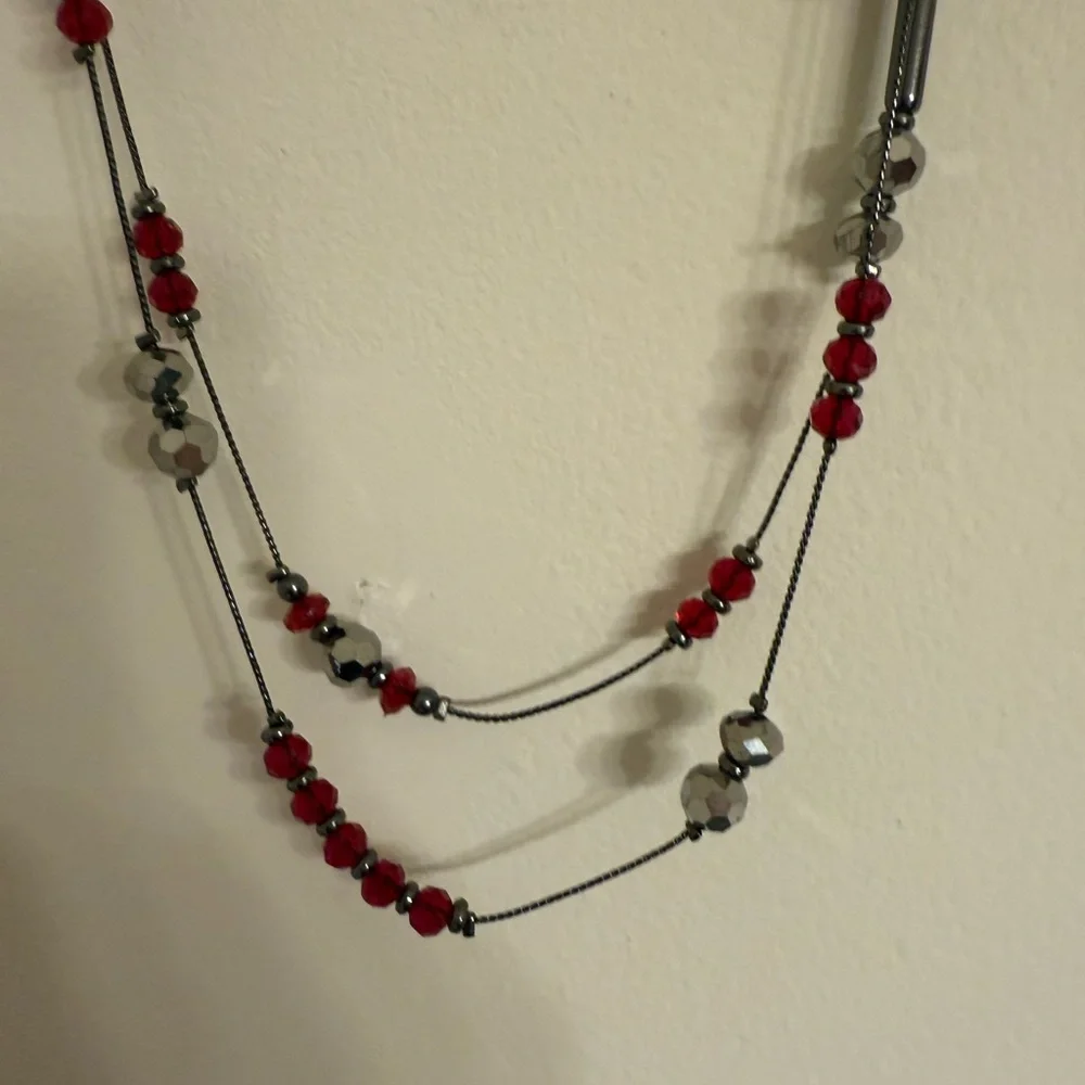 ⭐️ 3/$20 New Avenue Red and Gray Beaded Jewelry Set - Picture 2 of 4